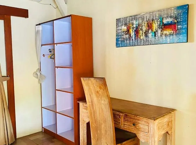 Urban Jungle House Bali Guest house *